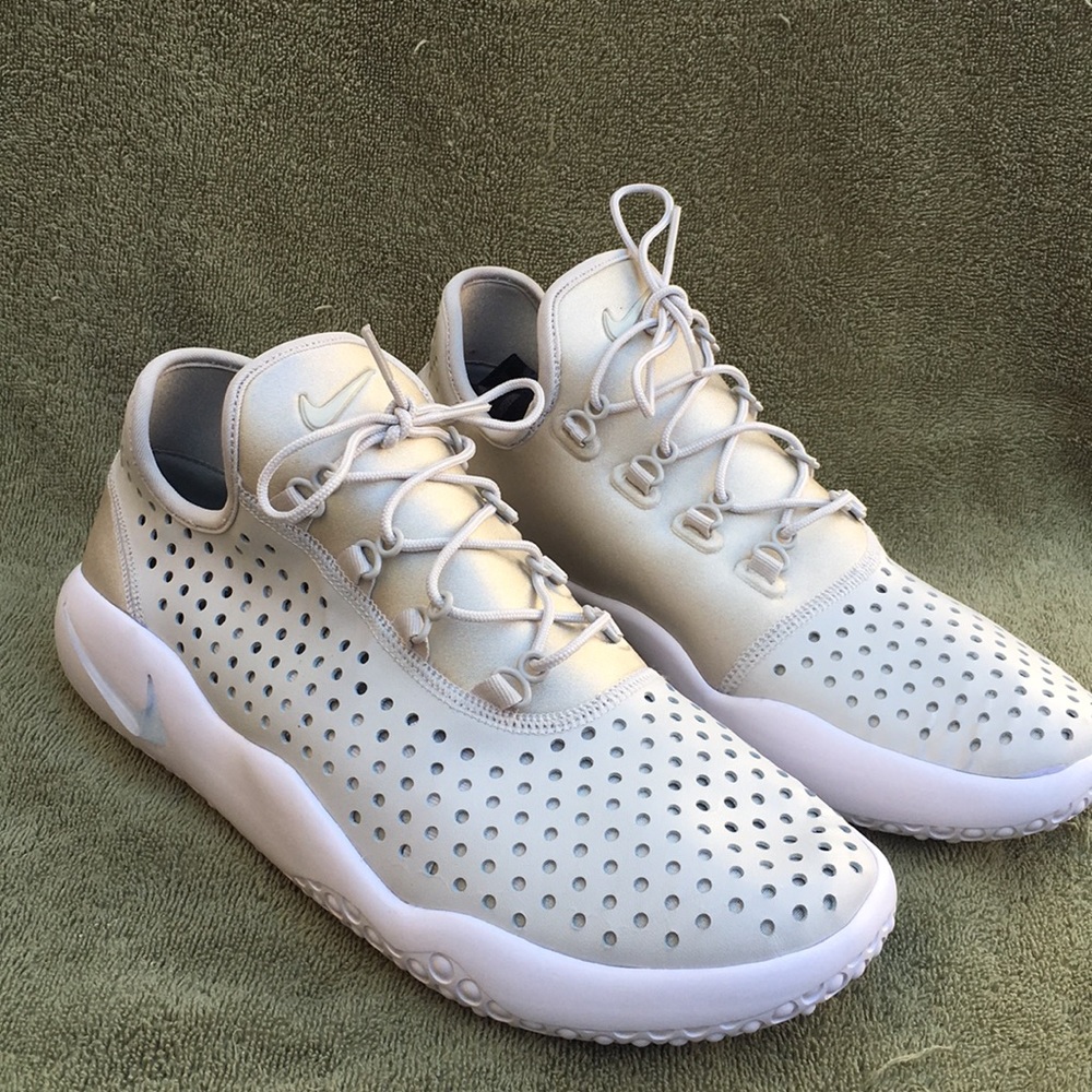 Nike zoom air sneakers